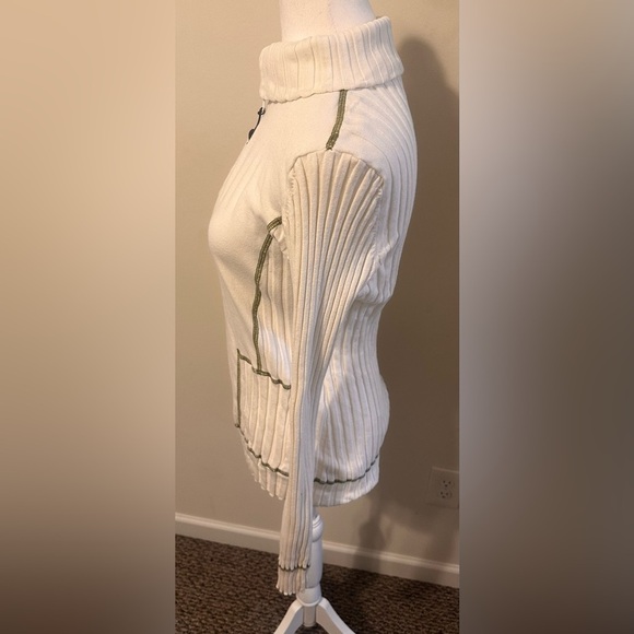Athleta Cream Zip Up Mock Neck Fitted Jacket Large - Picture 4 of 8